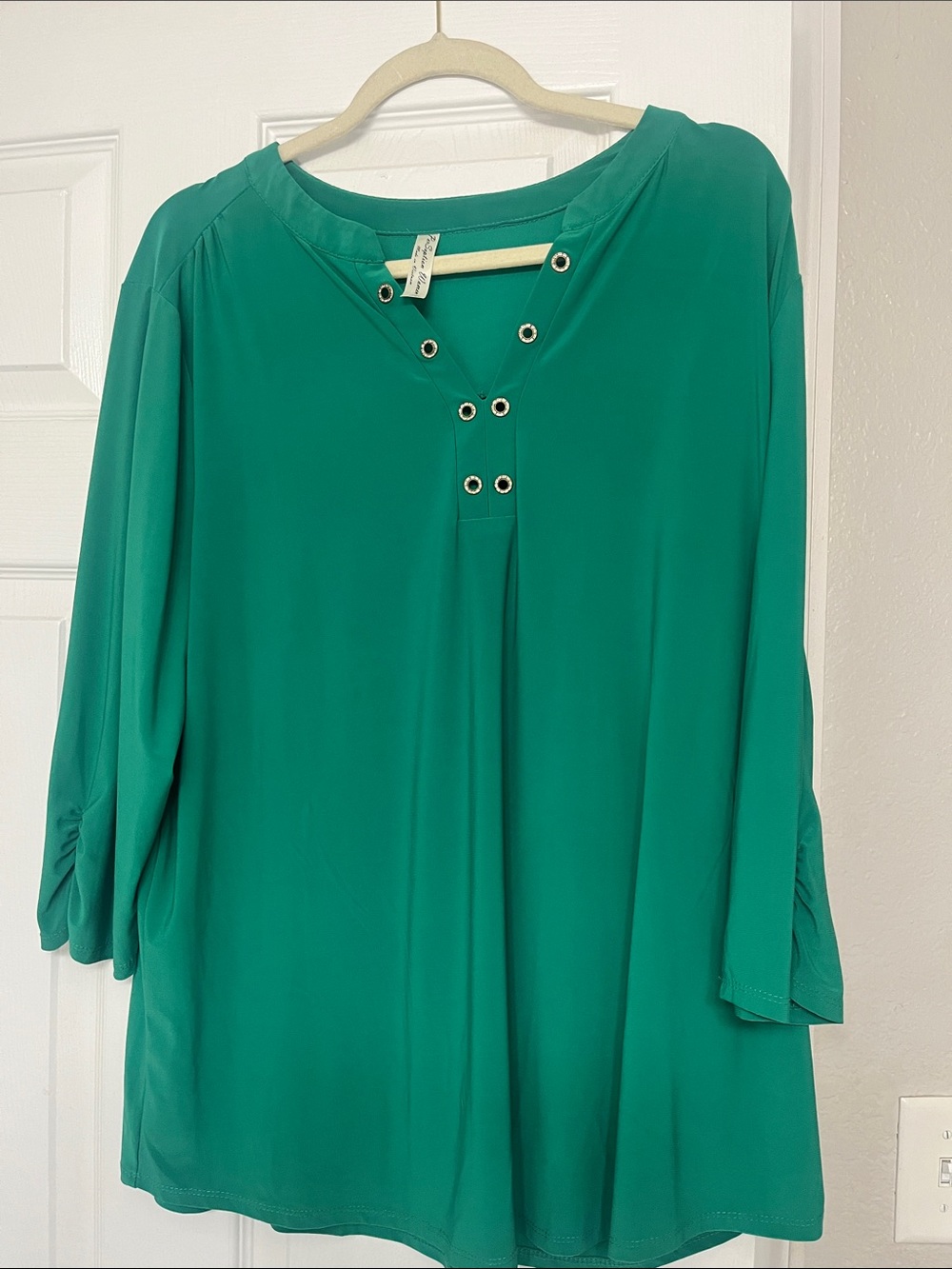 Perseption Emerald Green Grommet Detail Tunic